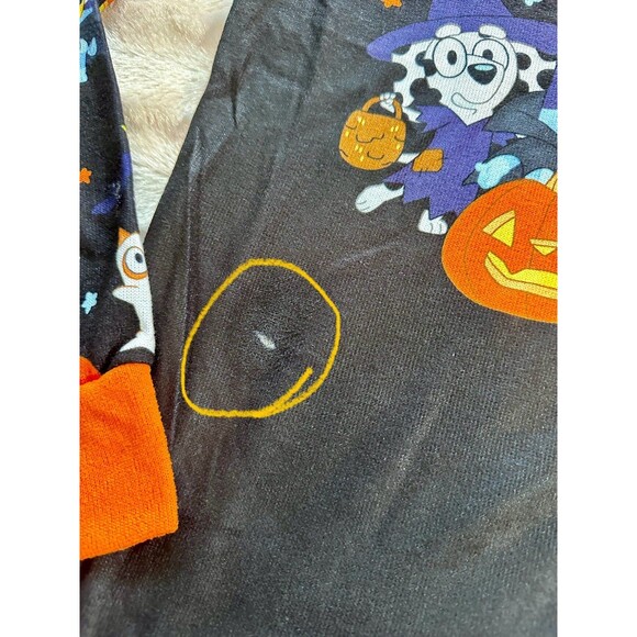 Bluey Halloween Pajama Set Size 8 New *please read* - Picture 2 of 3